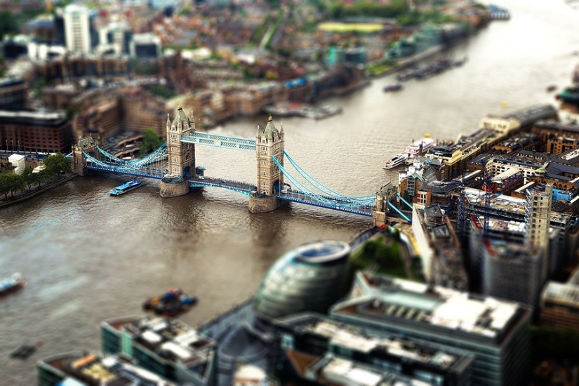 What famous cities look like in tilt-shift photos