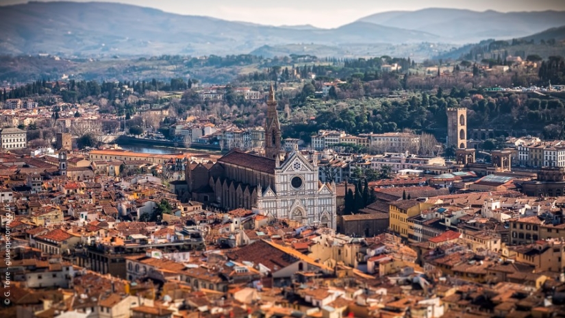 What famous cities look like in tilt-shift photos