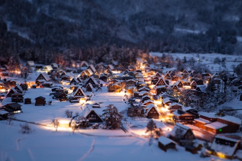 What famous cities look like in tilt-shift photos