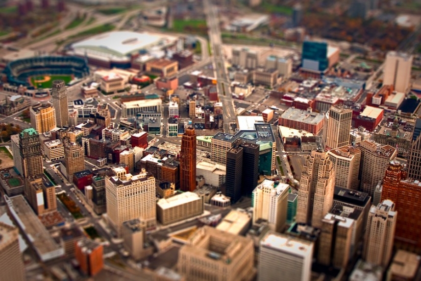 What famous cities look like in tilt-shift photos