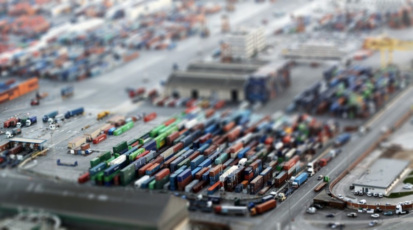 What famous cities look like in tilt-shift photos