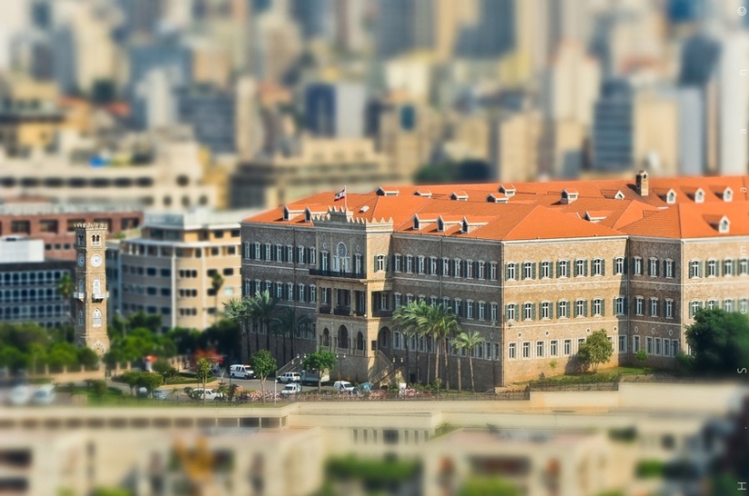 What famous cities look like in tilt-shift photos