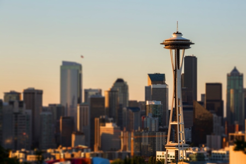 What famous cities look like in tilt-shift photos