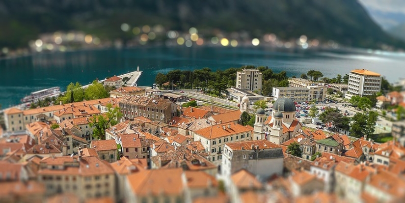 What famous cities look like in tilt-shift photos
