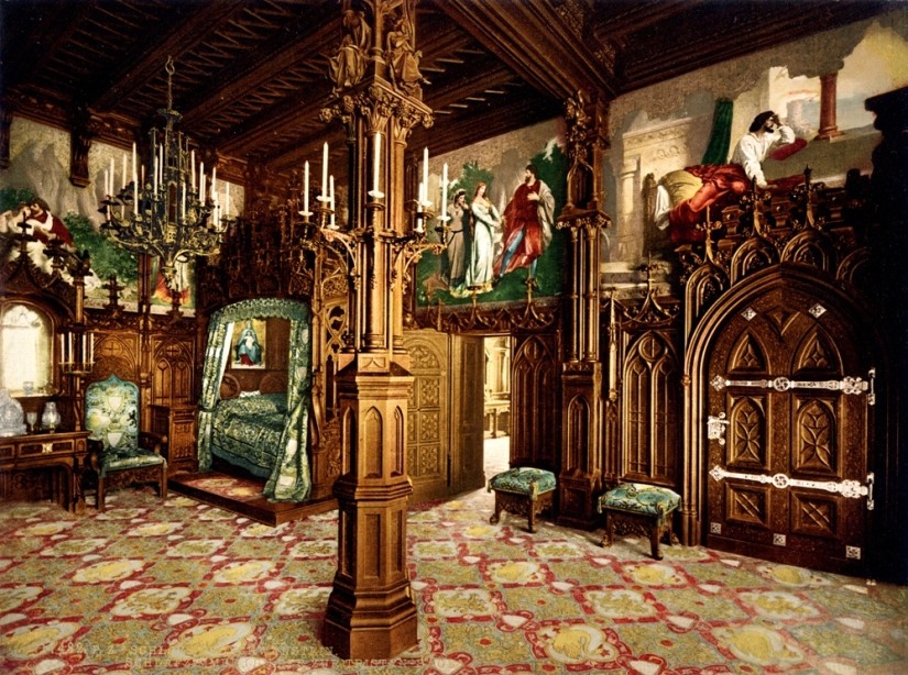 What happened to the crazy King of Bavaria from Neuschwanstein Castle