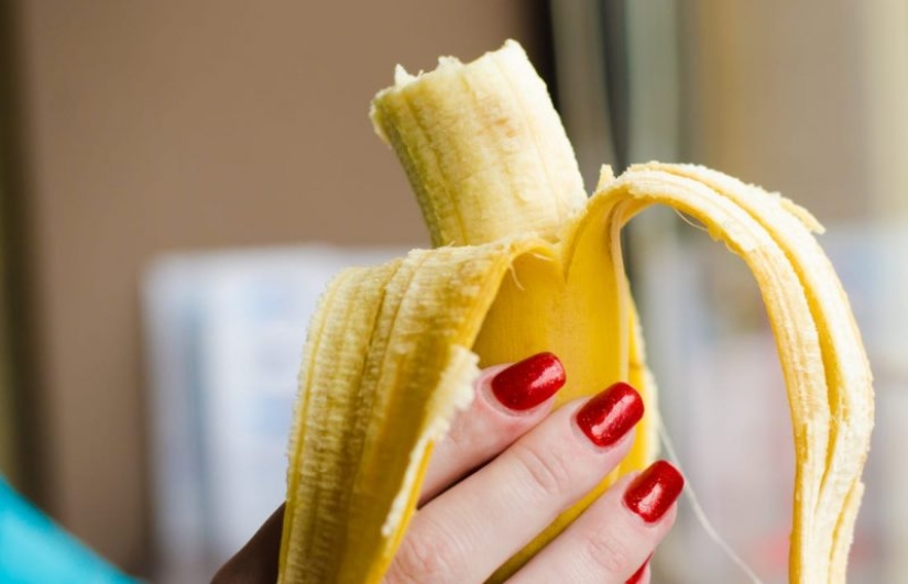 What happens if you eat 2 bananas a day?