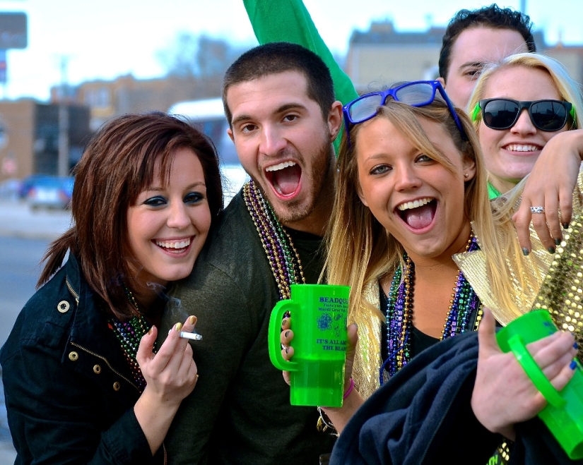 What makes us happy? What makes us happy?