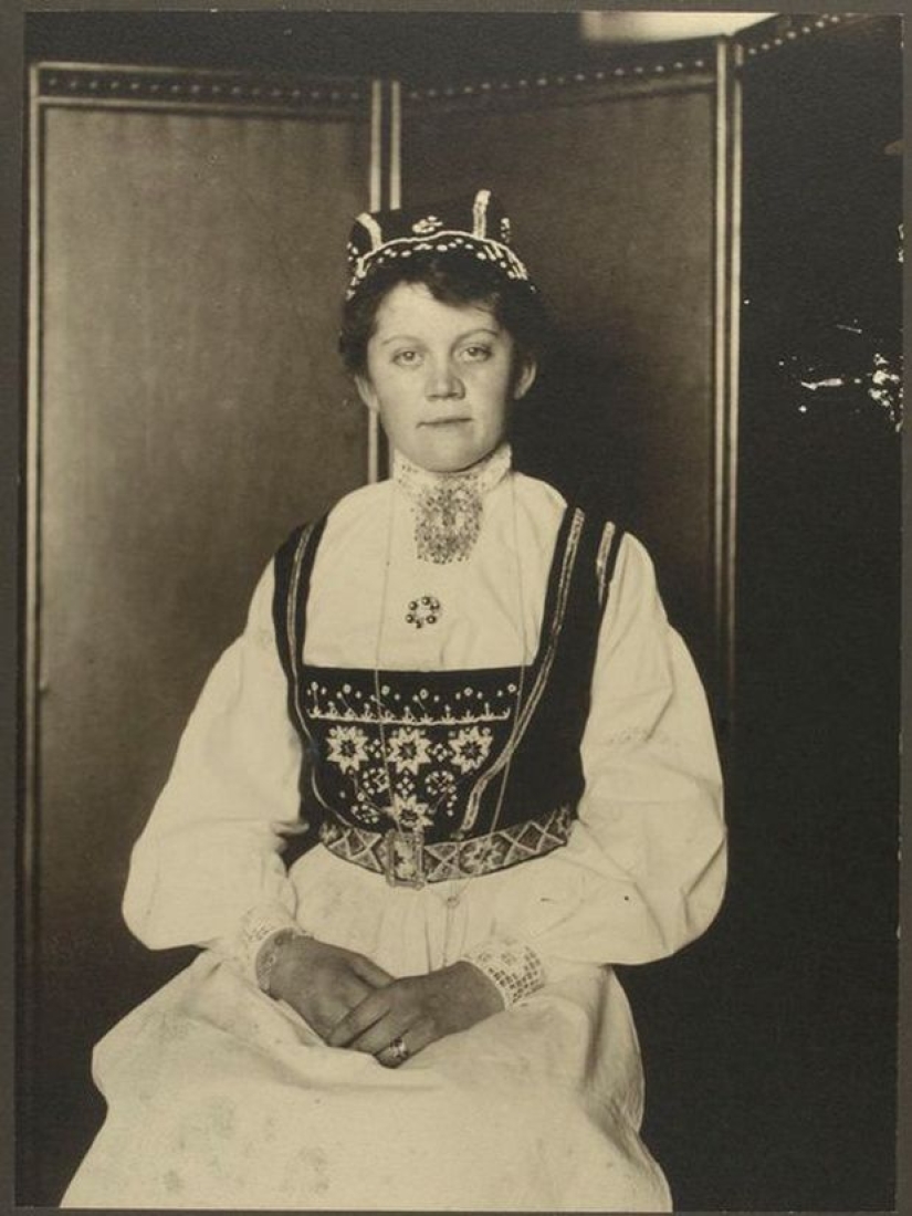 What migrants looked like in the USA 100 years ago