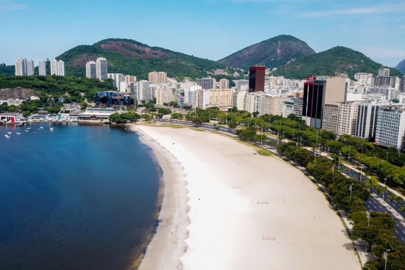 What the deserted Rio de Janeiro looks like