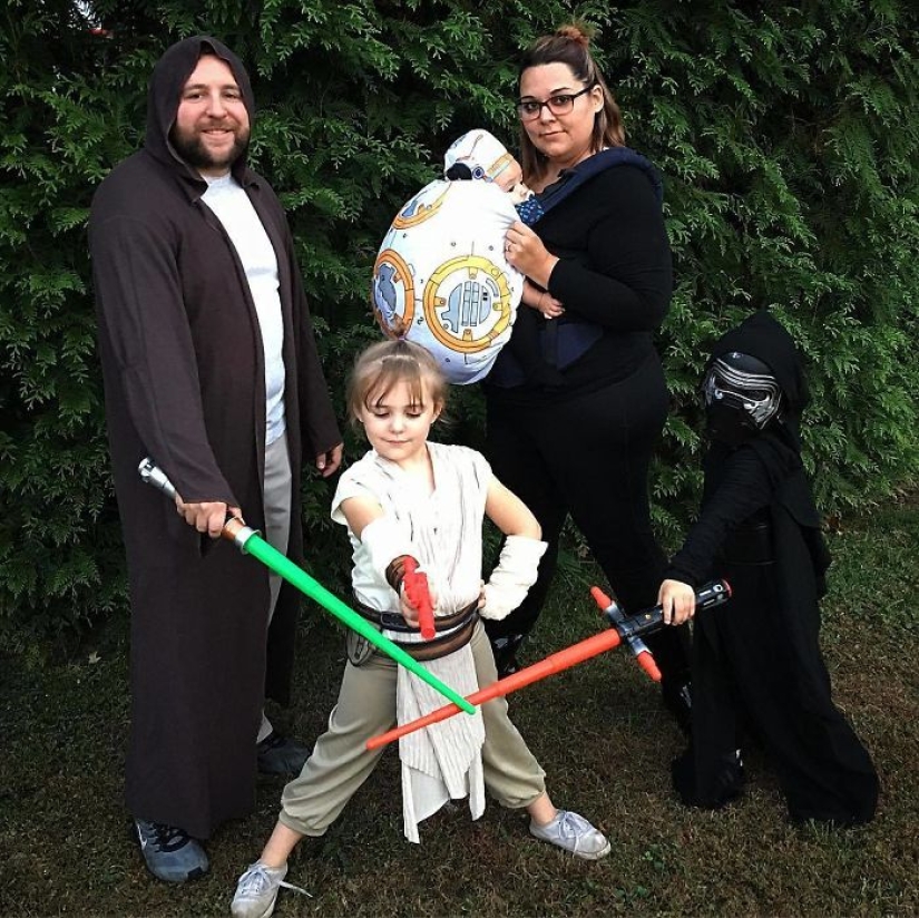 What to do if the child has no one to leave for Halloween