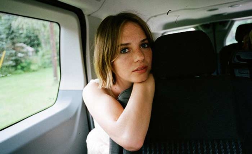 What Uma Thurman's daughter looks like now — stunning Maya Hawke
