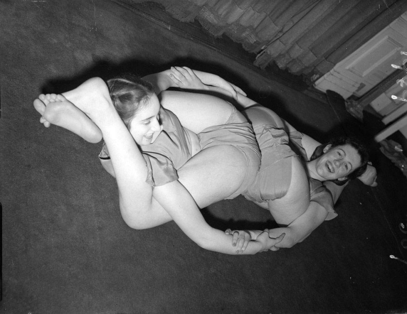 What was yoga like in the last century: curious vintage photos What was yoga like in the last century: curious vintage photos