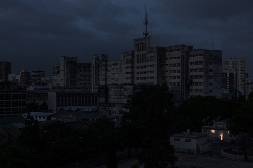 "When the lights are out": a delightful photo project in which everyone will see something of their own