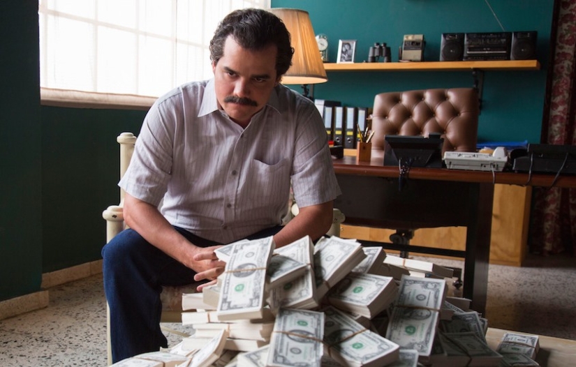 Where to keep money to have a stable, but not a penny income Where to keep money to have a stable, but not a penny income