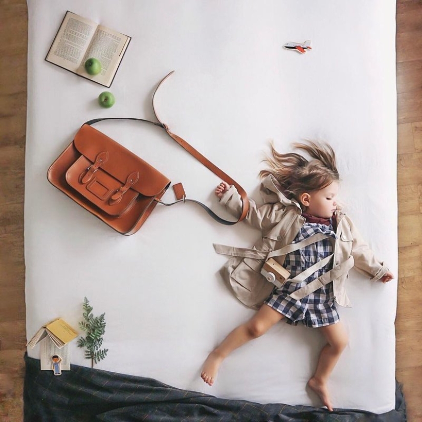 While you're sleeping: French Mom's magical photo series