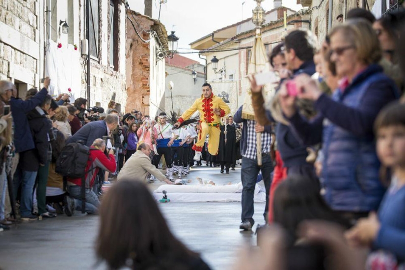 Why do Spaniards dress up as demons and jump over babies Why do Spaniards dress up as demons and jump over babies