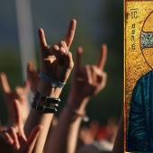 Why do we scratch the back of our heads when we think? How did traditional Russian gestures appear