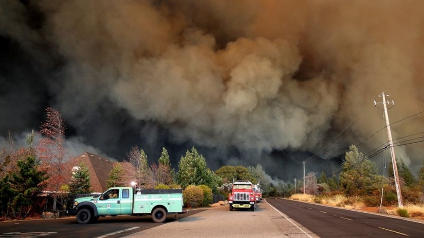Wildfires in California: the city of Paradise burned down, Malibu evacuated