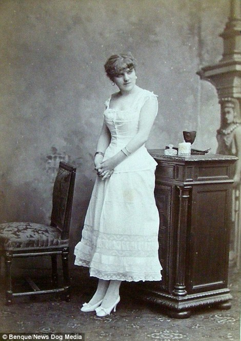 Women who ruled Paris from bed: a scandalous catalog with Parisian courtesans of the XIX century