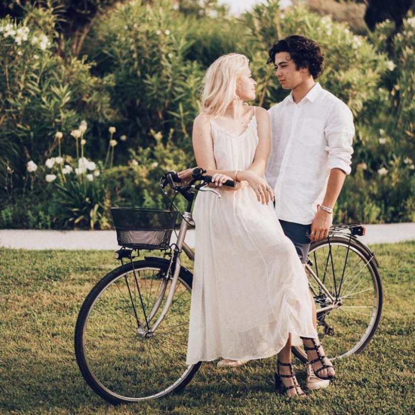 "¡Y la niña está madura!"¿Cómo es la hija de Vera Brezhneva, Sonya Kiperman, de 18 años "¡Y la niña está madura!"¿Cómo es la hija de Vera Brezhneva, Sonya Kiperman, de 18 años