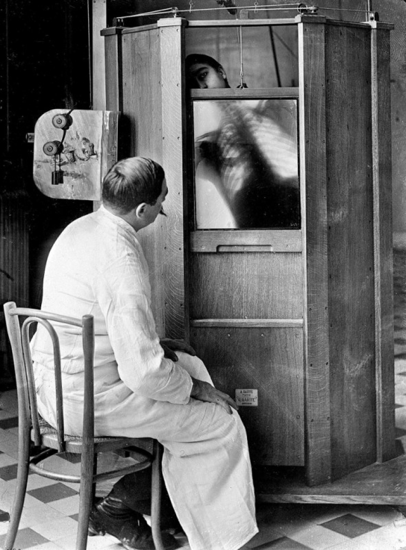 You can see through the story: the first patients on the X-ray