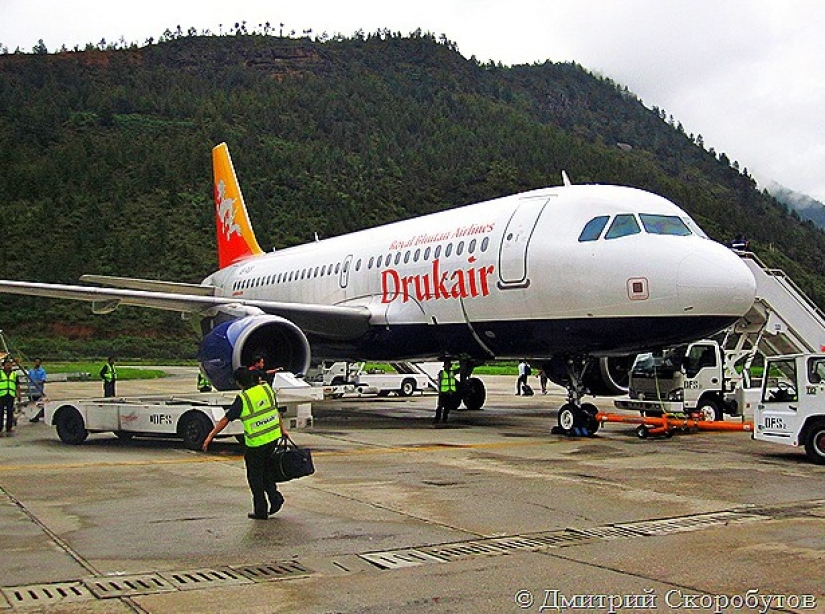 "You can shit yourself from feelings": the most dangerous airport in the world, when landing in which there is no right to make a mistake