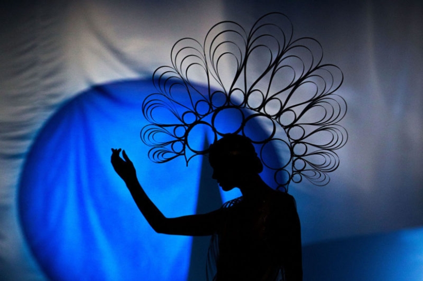 You haven't seen this before! The most extravagant images from the exhibition "Wearable Art"
