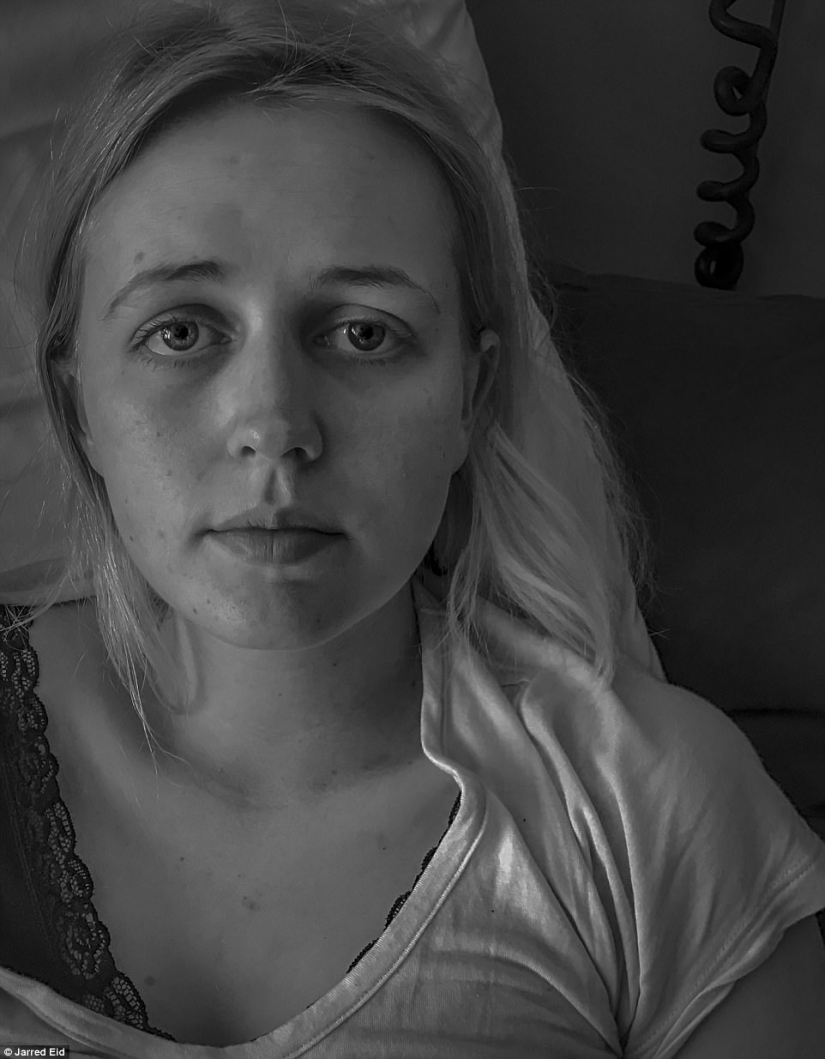 "You'll be fine": photographer captures wife and her battle with cancer
