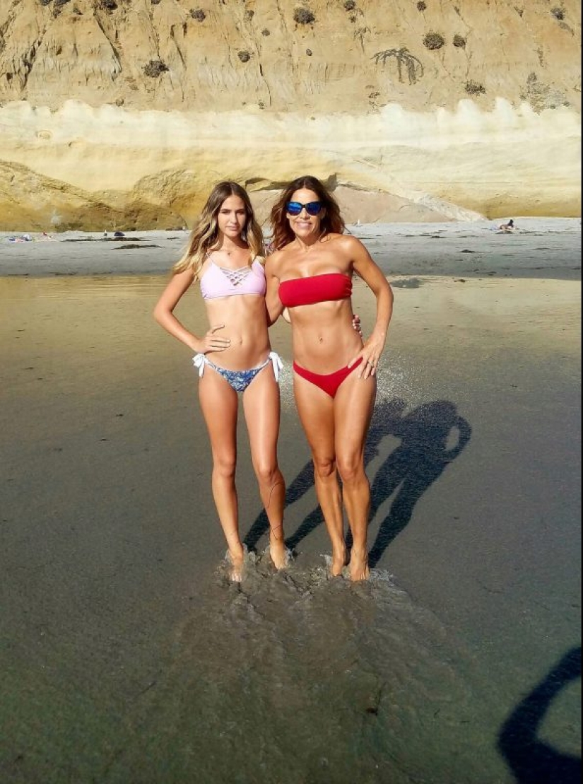 Young in soul, hot in body: a woman looks stunning at 51 and falls in love with guys