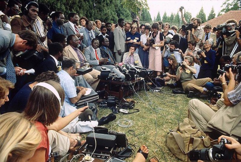 Zimbabwe's President Robert Mugabe: from nerd to Dictator Zimbabwe's President Robert Mugabe: from nerd to Dictator