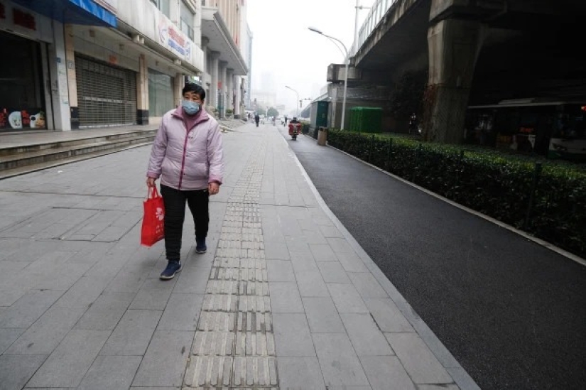 Zona muerta: el coronavirus ha convertido a 11 millones de Wuhan en una ciudad fantasma Zona muerta: el coronavirus ha convertido a 11 millones de Wuhan en una ciudad fantasma