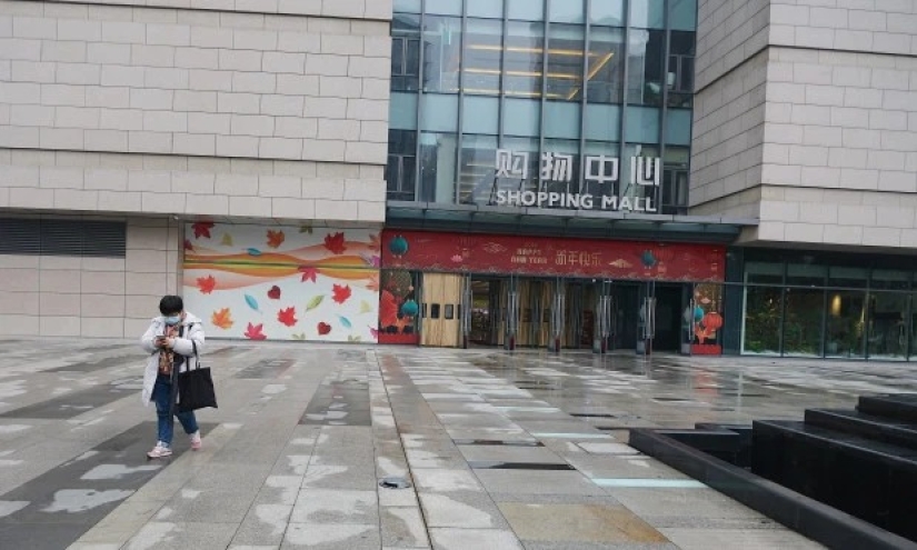Zona muerta: el coronavirus ha convertido a 11 millones de Wuhan en una ciudad fantasma Zona muerta: el coronavirus ha convertido a 11 millones de Wuhan en una ciudad fantasma