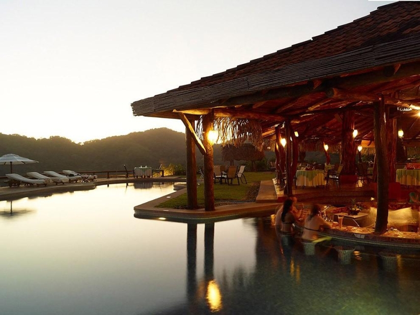 10 best bars to go to 10 best bars to go to