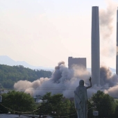 10 buildings whose demolition didn't go as smoothly as planned 10 buildings whose demolition didn't go as smoothly as planned