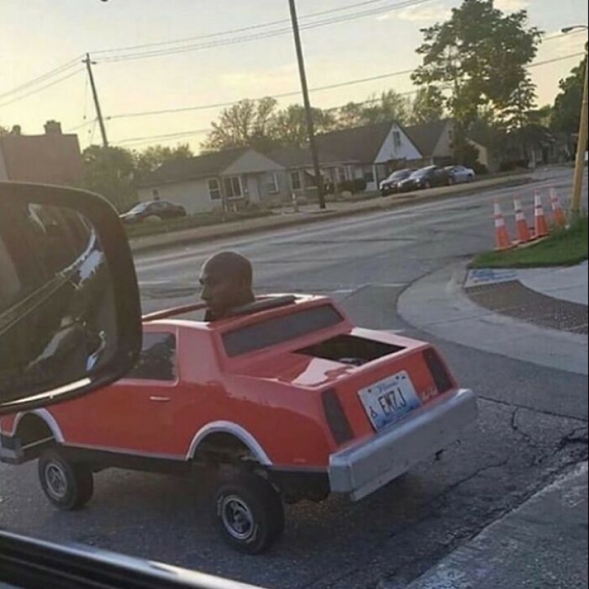 10 “Cursed Images” That Give Off An Uneasy Vibe, As Shared By This Instagram Page (Part2) 10 “Cursed Images” That Give Off An Uneasy Vibe, As Shared By This Instagram Page (Part2)