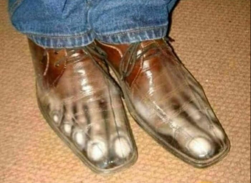 10 “Cursed Images” That Give Off An Uneasy Vibe, As Shared By This Instagram Page (Part2) 10 “Cursed Images” That Give Off An Uneasy Vibe, As Shared By This Instagram Page (Part2)