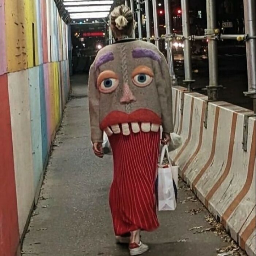 10 Examples Of ‘Ugly Design’ Shared By This Insta Page