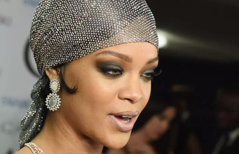10 Famous Celebrities with Sexy Eyebrows