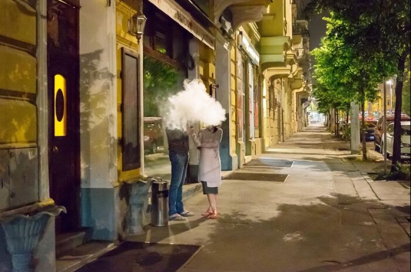 10 Funny Accidental Images That Were Taken At The Right Time And Place By This Street Photographer