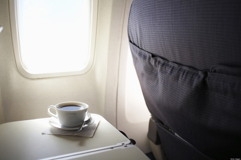 10 historias en las que una taza de café se convirtió en un problema grave 10 historias en las que una taza de café se convirtió en un problema grave