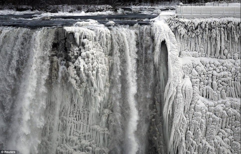 10 impresionantes fotos de las Cataratas del Niágara congeladas