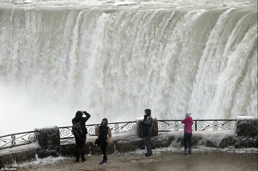 10 impresionantes fotos de las Cataratas del Niágara congeladas