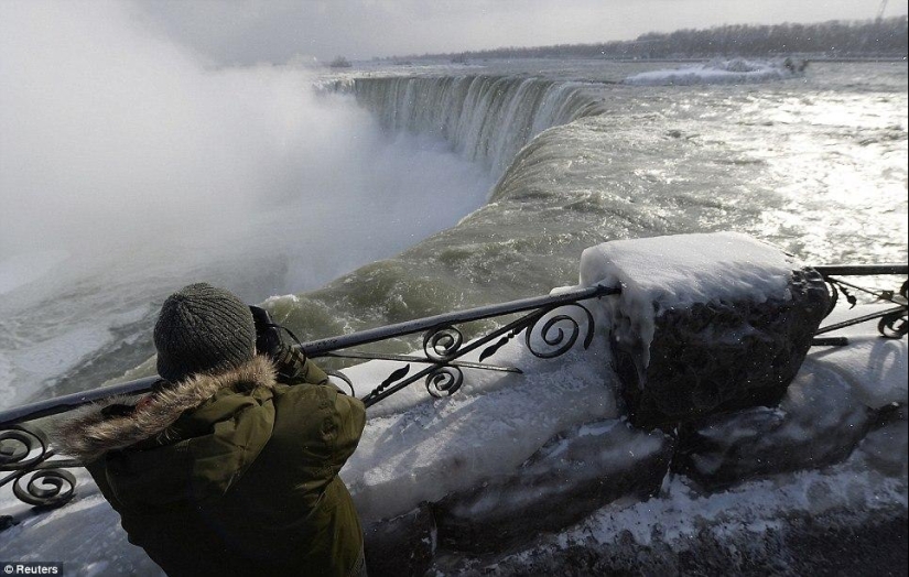 10 impresionantes fotos de las Cataratas del Niágara congeladas