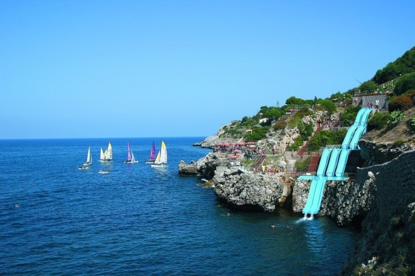 10 most dizzying slides in water parks, which not everyone dares to go down 10 most dizzying slides in water parks, which not everyone dares to go down