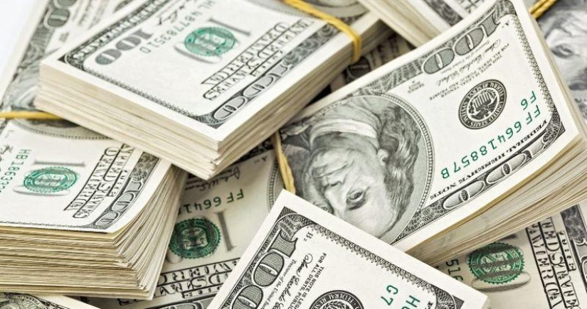 10 people who found big money and returned it