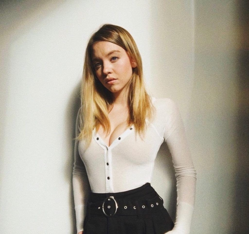 10 photos of Sydney Sweeney, the crazy beauty from "Euphoria"