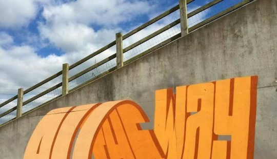 10 Pieces Of Creative Graffiti That People Found And Shared On The Internet 10 Pieces Of Creative Graffiti That People Found And Shared On The Internet