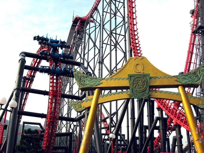10 scariest rollercoasters in the world