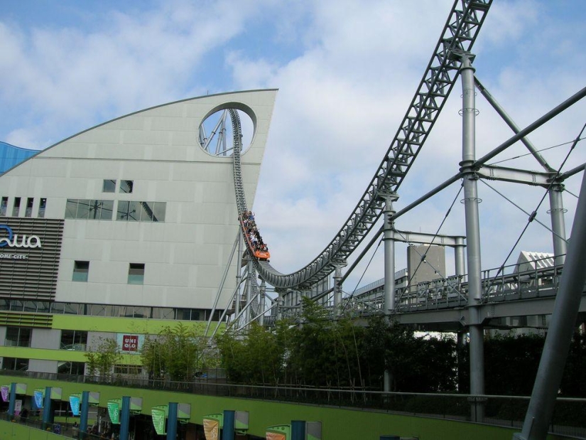 10 scariest rollercoasters in the world