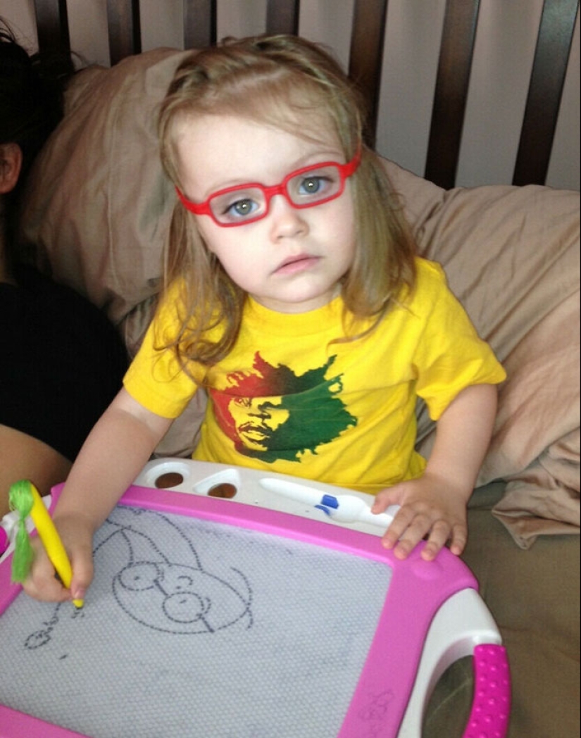 10 Times People Had The Funniest Glasses